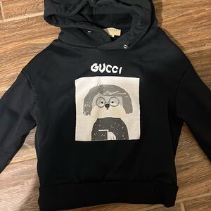 G sweatshirt 4T but fits more like a 3t